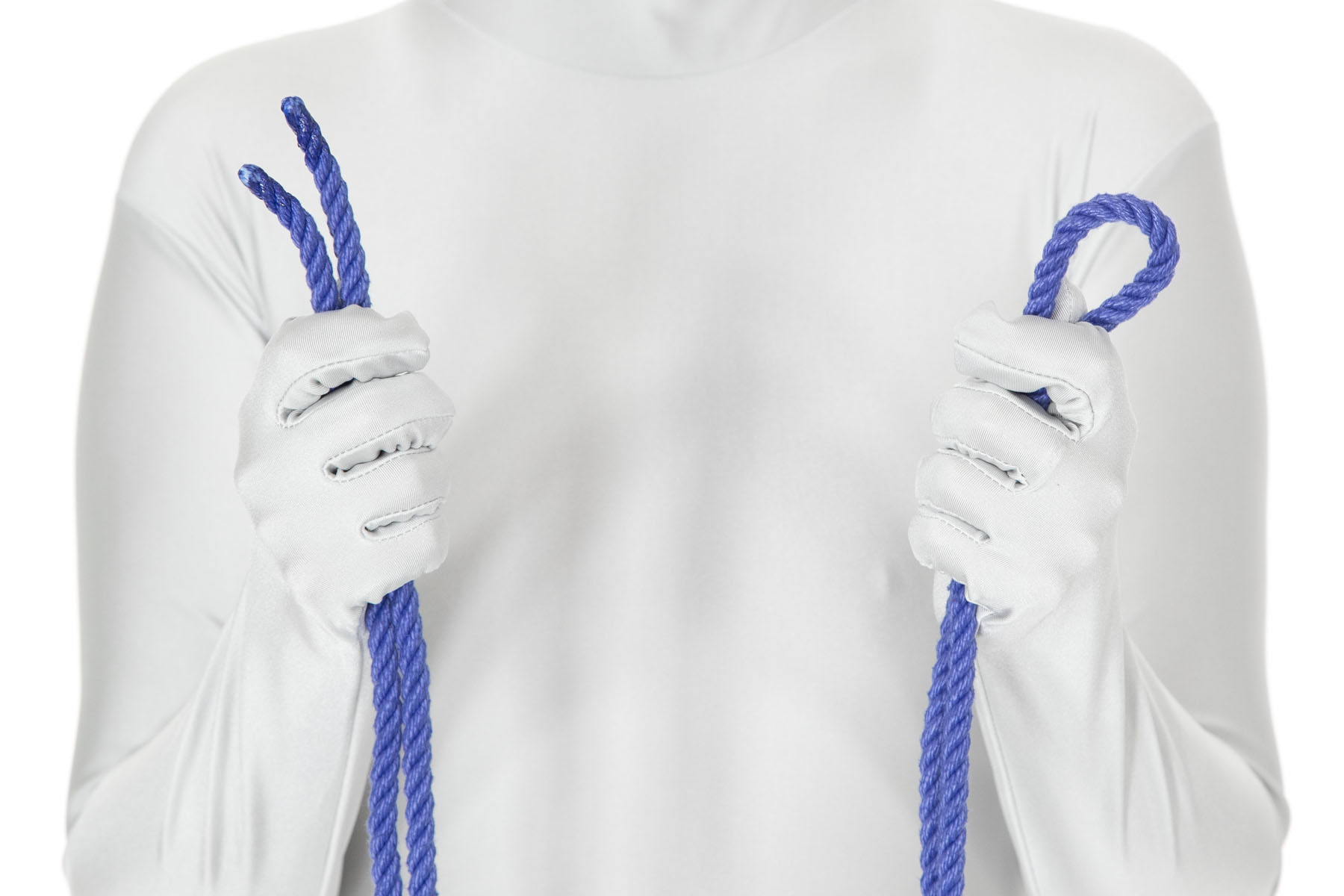 A person holding two ends of a blue rope in their right hand and the doubled center of the rope in their left hand.